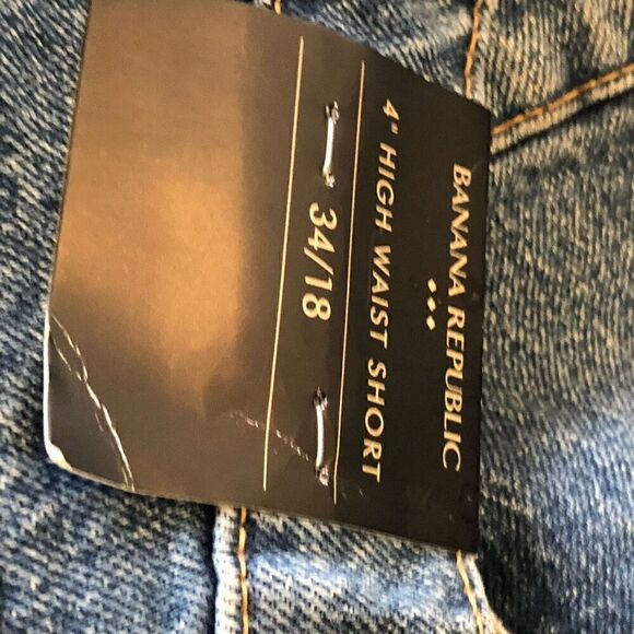 NEW Banana Republic Medium Wash Button Front Jean Shorts Size 18 NWT - Picture 9 of 14